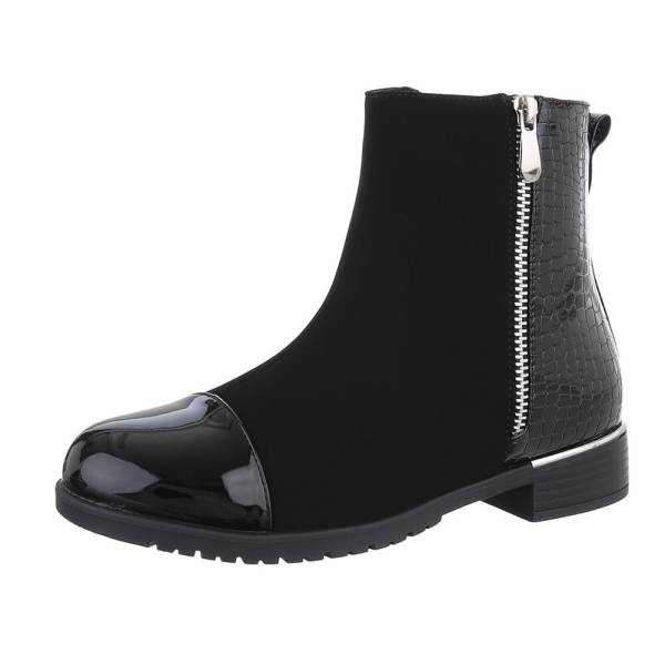 Flat ankle boots for women in black ItalDesign