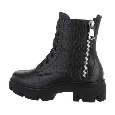 Cowboy & biker ankle boots for women in black