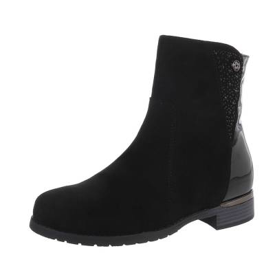 Flat ankle boots for women in black