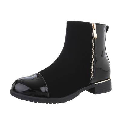 Flat ankle boots for women in black