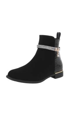 Flat ankle boots for women in black